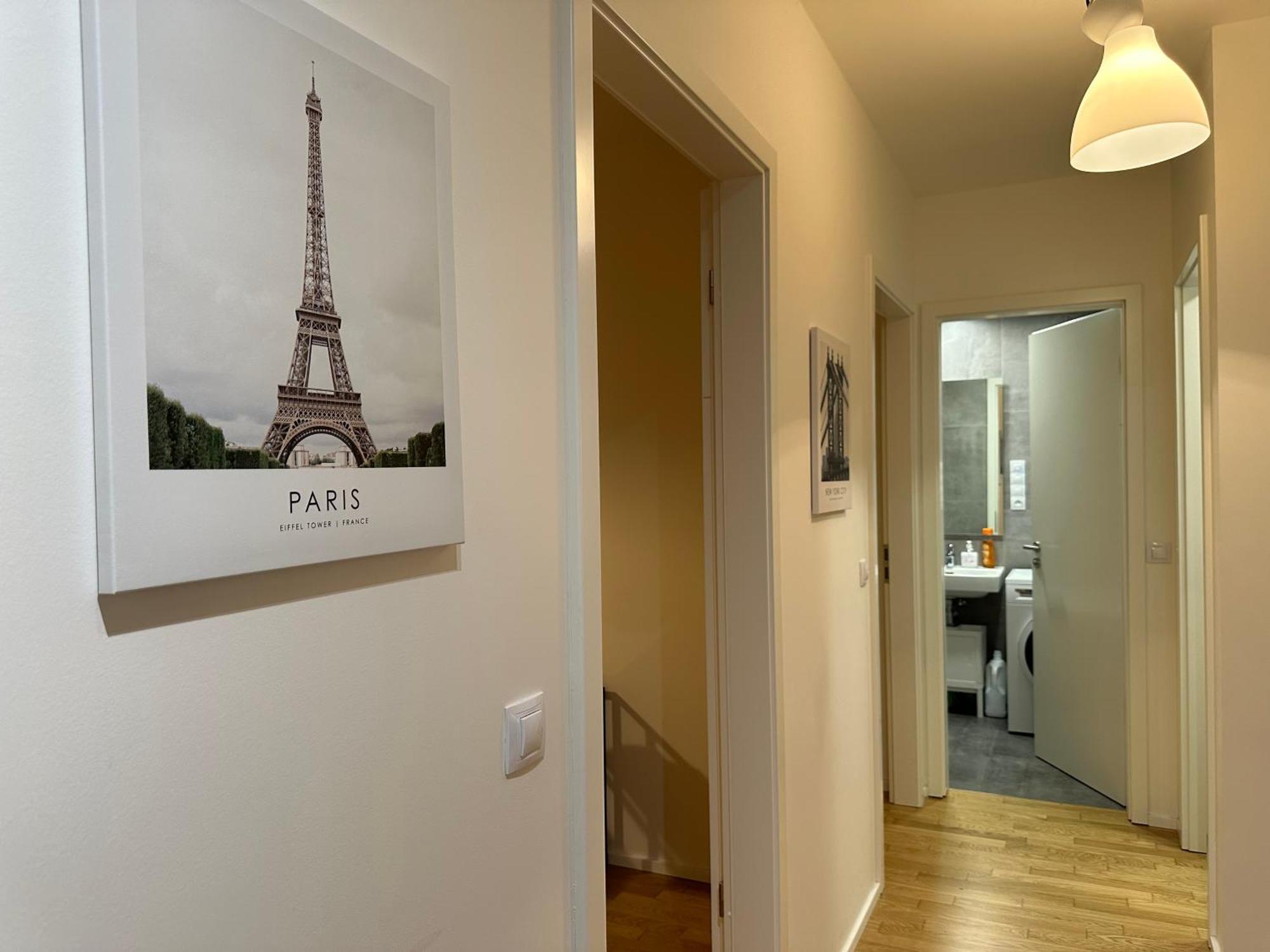 Apartment 4 Room, 2 Bath, Parking プラハ エクステリア 写真