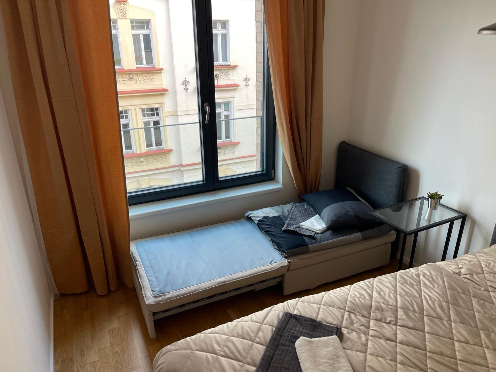 Apartment 4 Room, 2 Bath, Parking プラハ エクステリア 写真